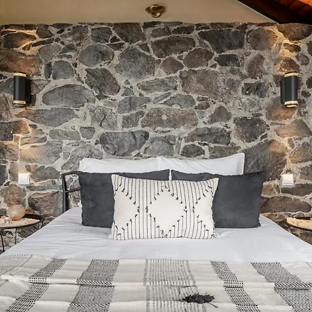 Дом отдыха Arco De Sao Jorge By An Island