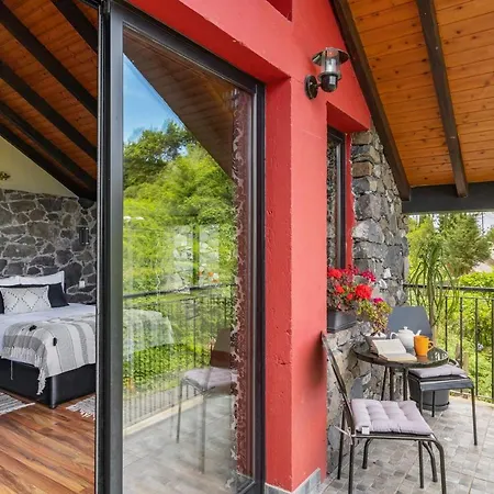 Дом отдыха Arco De Sao Jorge By An Island