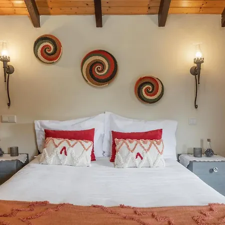 Дом отдыха Arco De Sao Jorge By An Island