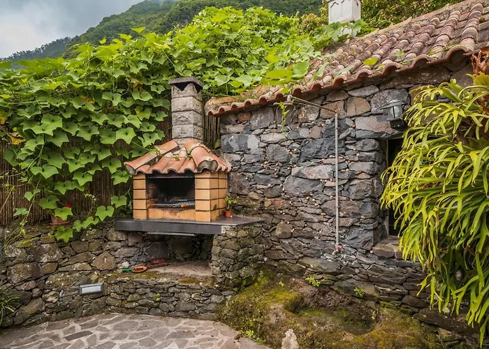 Arco De Sao Jorge By An Island *
