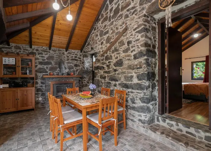 בית נופש Arco De Sao Jorge By An Island