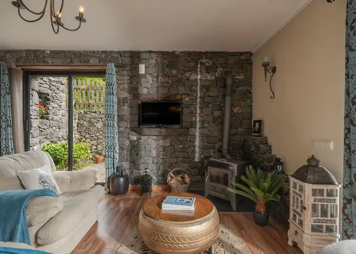 Arco De Sao Jorge By An Island Сasa de vacaciones